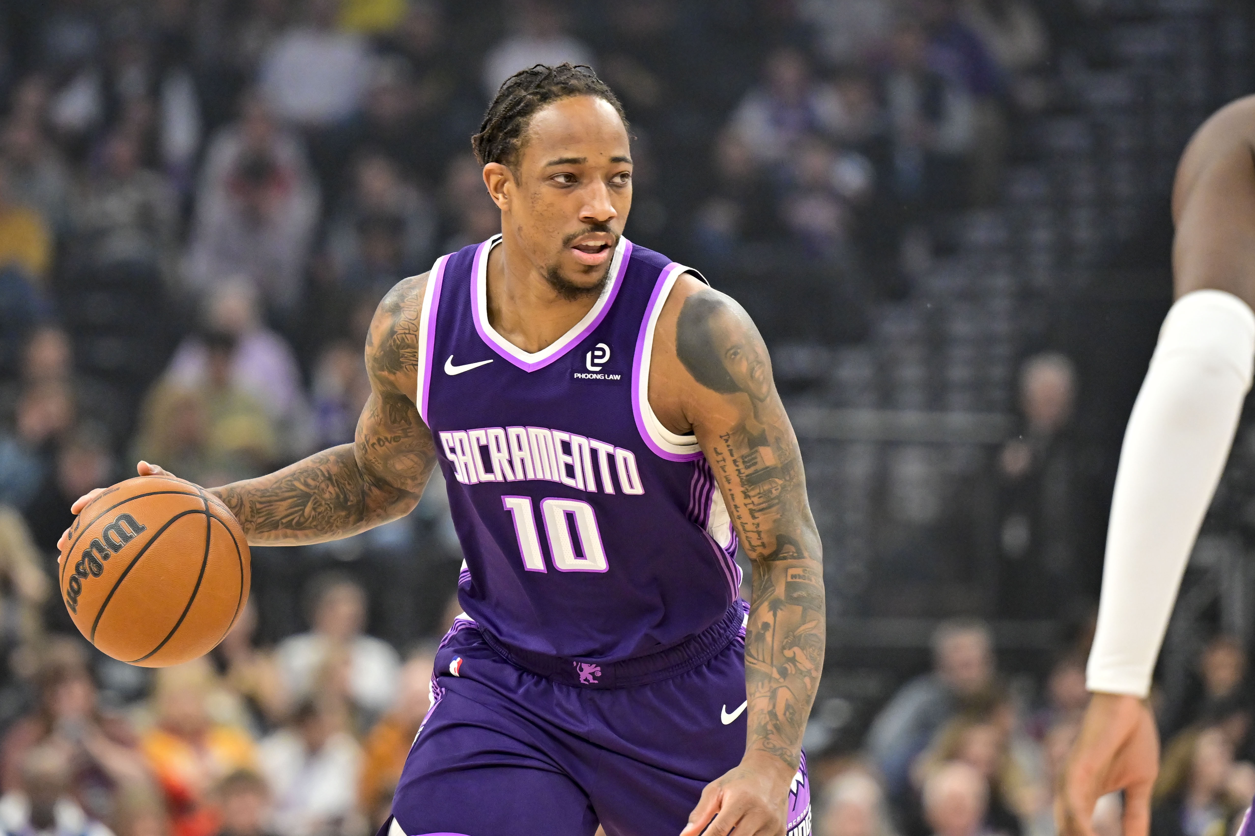 华体会官网-詹宁斯：如果麦迪是名人堂第一候选人 那么德罗赞也应该是